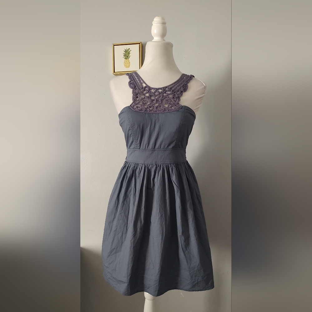 Dress Women City Studio Size 5 Color Gray  With Tulle Zipper Back Good Condition